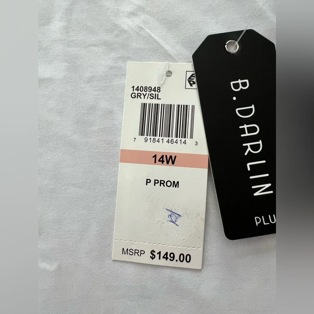 B10 B.Darling Formal Dress Size 14W. - Picture 16 of 16